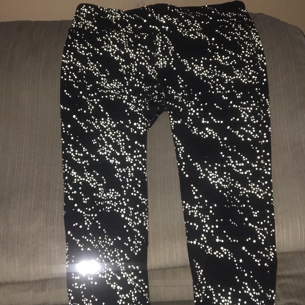 Under armor semi-reflective exercise leggings